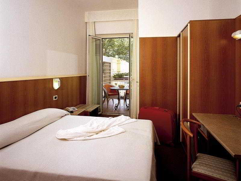 Hotel Principe Di Piemonte Rimini Værelse billede